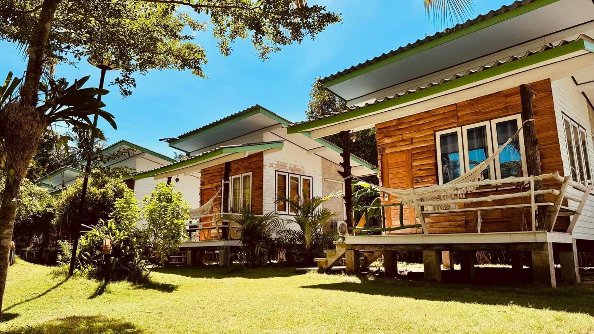 Suan Maprao Ko Kut Resort Luaran gambar